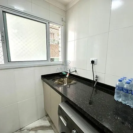Apto Confortavel E Reformado A 200M Da Praia Da Guilhermina - 2 Vagas, Wifi E Roupas De Cama Inclusas! Praia Grande  Exterior photo